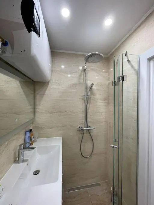 Comfy Home 2 - Burgas Centre Apartament